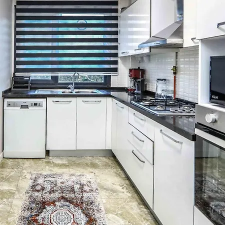 דירה Flat With Balcony Close To Viaport Marina Tuzla