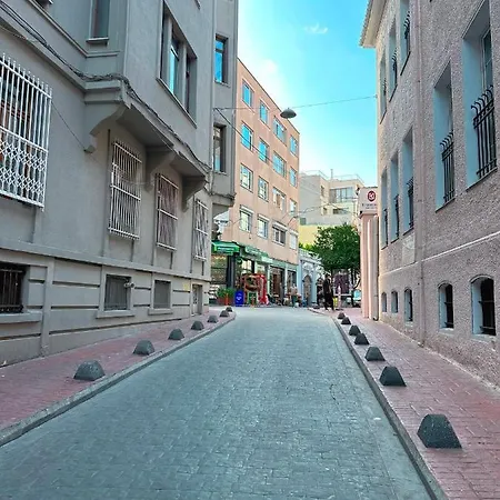 Апартаменты Aliya No1-new Close To Taksim *