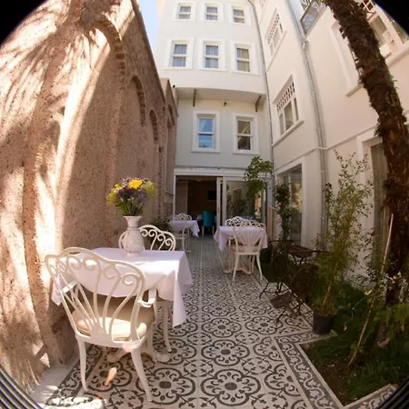 Bed & Breakfast Ersari 3*
