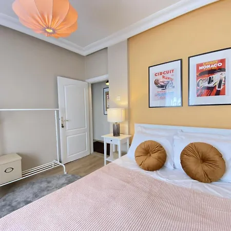 Apartment Chic Flat Near Shopping Malls In Sisli Istanbul