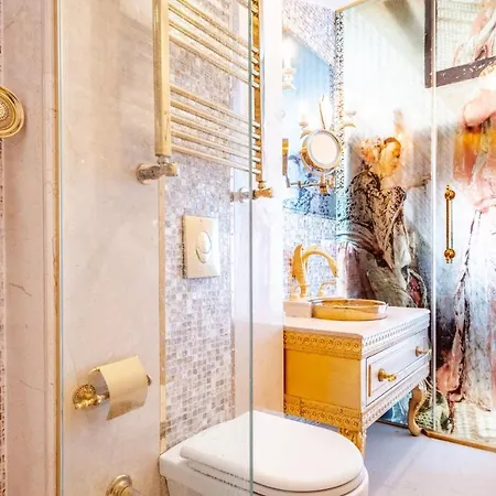 Apartman Exquisite In Historic Mansion In Beylerbeyi *