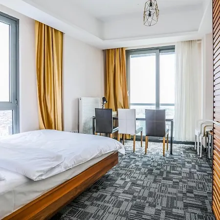 Fully Furnished Flat With Security In Atasehir Daire İstanbul