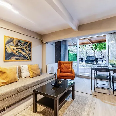 Stylish Fully Furnished Modern Flat In Kadikoey * איסטמבול