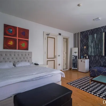 Puhu Otel