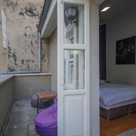 Puhu İstanbul