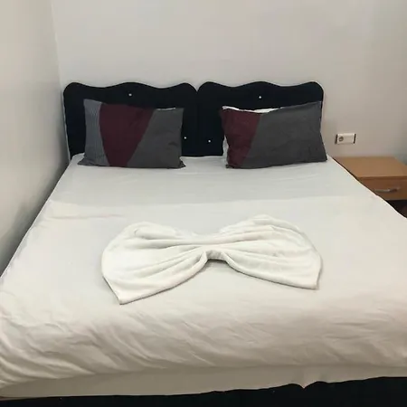 Reydel Hotel