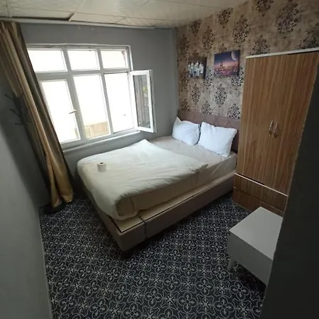 Zeus Apart Apartmán *