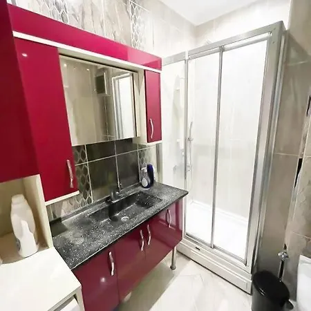 דירה House In The Center Of Kadikoy *