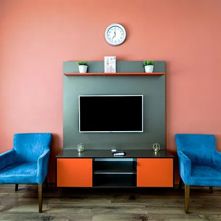 Fully Furnished Modern Flat In Sisli アパート