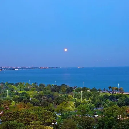 Emirhan Palace Hotel *