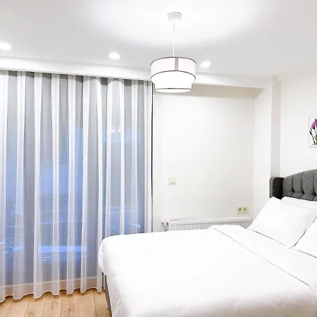Aliya No1-new Close To Taksim * Стамбул