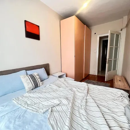 Apartment Spacious And New Family Istanbul