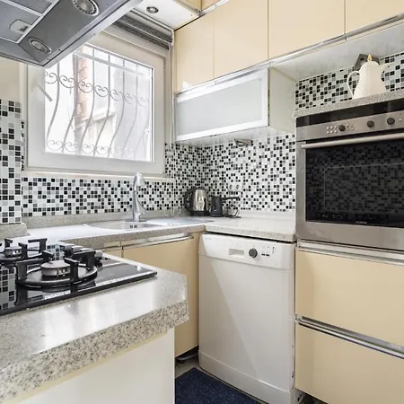Sleek * Provincia di Istanbul