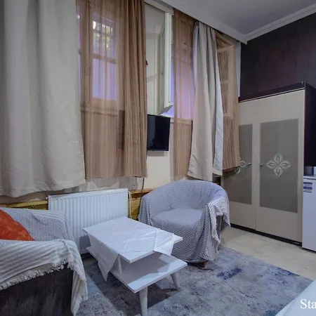 Puhu 2* İstanbul
