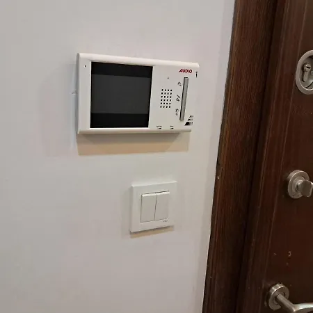 Apartment 4,e Aksemsettin Mh Sari Abdullah Efendi Sk 11 N 1,2,3 *