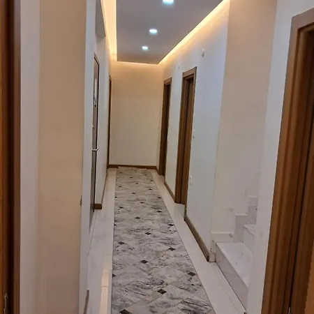 4,e Aksemsettin Mh Sari Abdullah Efendi Sk 11 N 1,2,3 Apartment