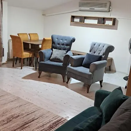 4,e Aksemsettin Mh Sari Abdullah Efendi Sk 11 N 1,2,3 Apartment *