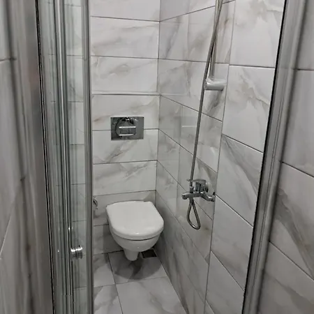 Apartment 4,e Aksemsettin Mh Sari Abdullah Efendi Sk 11 N 1,2,3