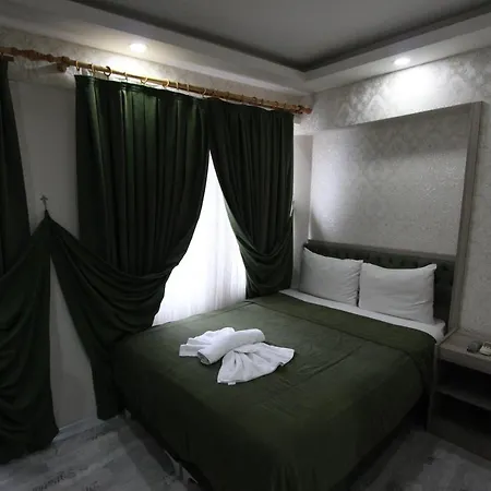 Kaya Madrid Hotel