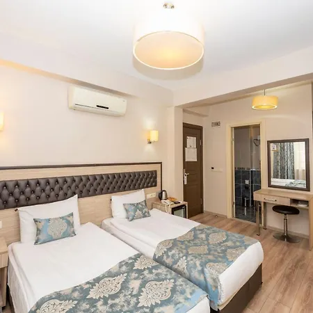 Tugra Hotel 3*