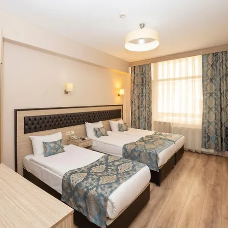 Tugra Hotel 3*