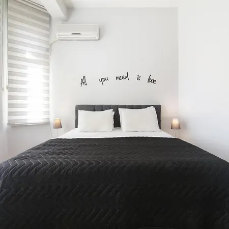 Gorgeous Flat Near Osmanbey Metro Station Apartment Istanbul