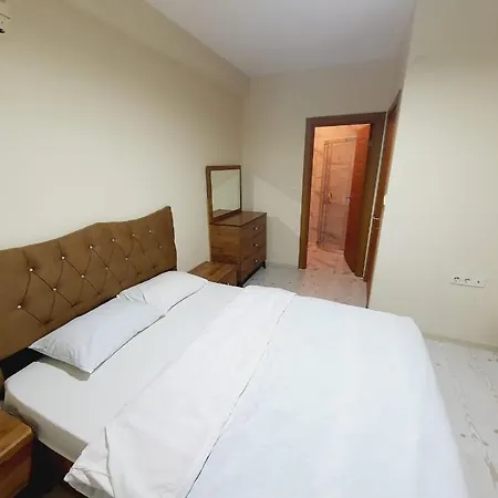 4,e Aksemsettin Mh Sari Abdullah Efendi Sk 11 N 1,2,3 Apartment Istanbul