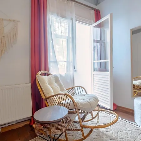 With Balcony Close To Taksim In Cihangir Lägenhet Istanbul