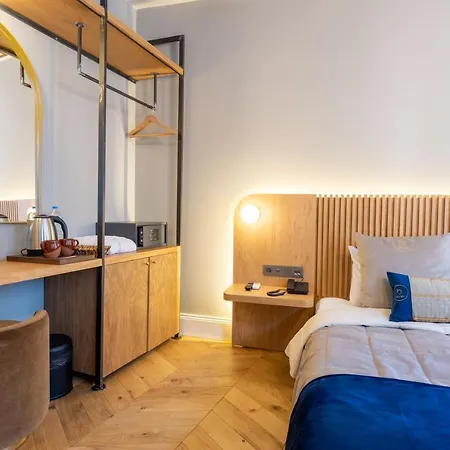 Balo Hotel