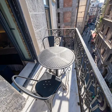 Balo Hotel Istanbul