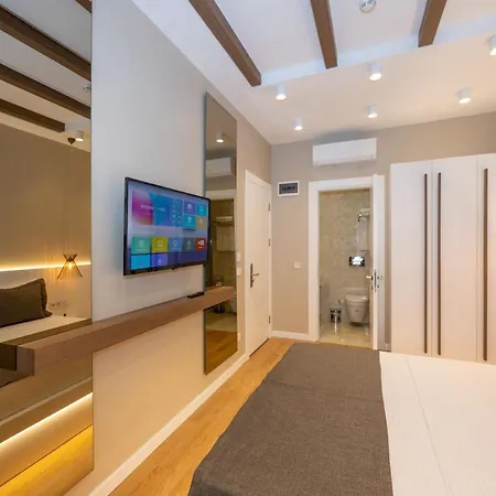 Hotel Grand