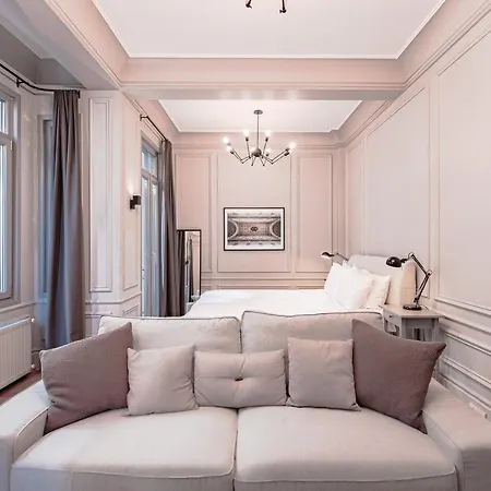 Homie Suites - Luxury In Galata Apartment