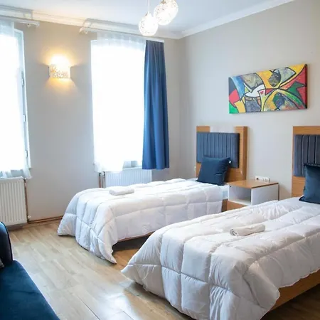 Lägenhetshotell Apartof (adults Only)