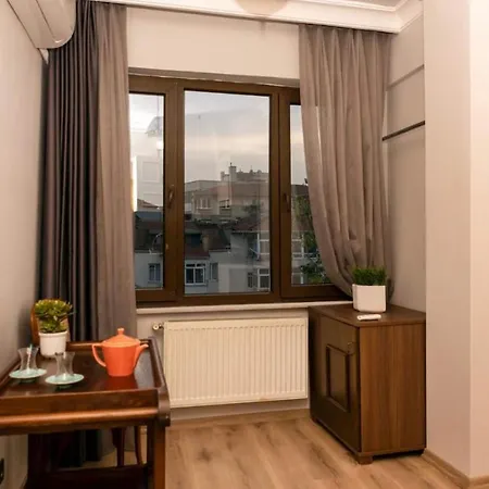 Nil Home's Apartment Istanbul