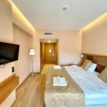 Otel Classes Airport