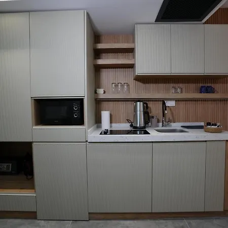 Apartment Honey Moon15