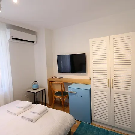 Evra Suites Apartment *