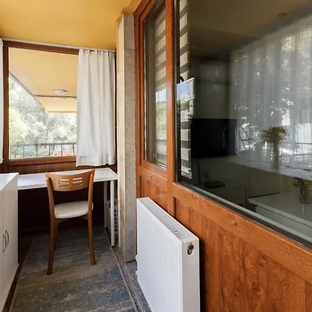 Convenient Flat 15 Min To Bagdat Avenue Apartmán *