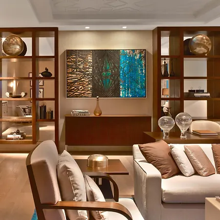 Raffles 5*