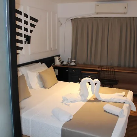 Elan Pera Hotel 3*