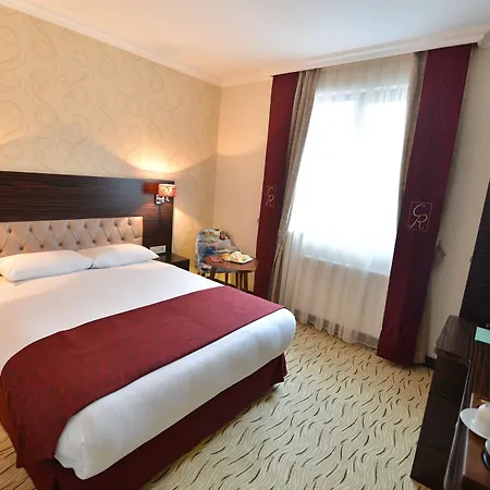 Otel Golden Siyav 3*
