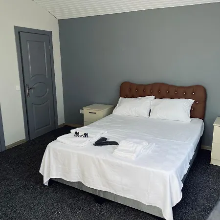 Moon Light Aparthotel *