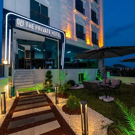 Hotel The Private Airport 3*
