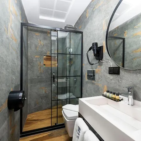 The Private Airport Hotel 3*