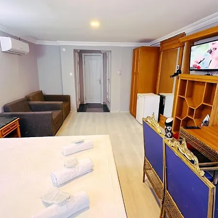 Hotel Taksim Centre 2*