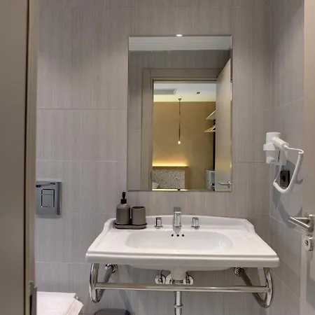 21 Otel