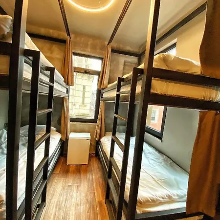 Hostel Nomad Karakoey *