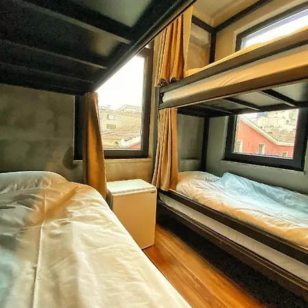 Nomad Karakoey * Istanbul