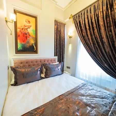 Solomon's Mansion * Istanbul
