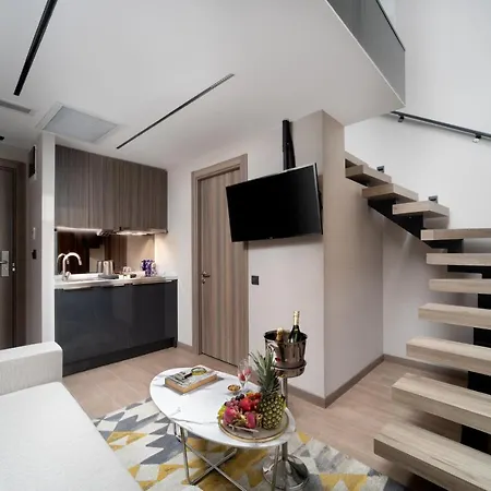 Nish Palace Besiktas 酒店 *
